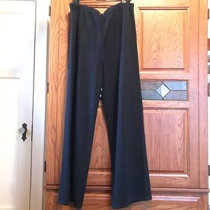 ST. JOHN Knit pants